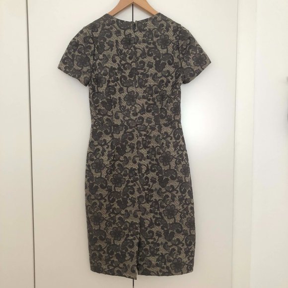 Banana Republic Grey Lace Patterned Midi Dress size 4 - Picture 2 of 10